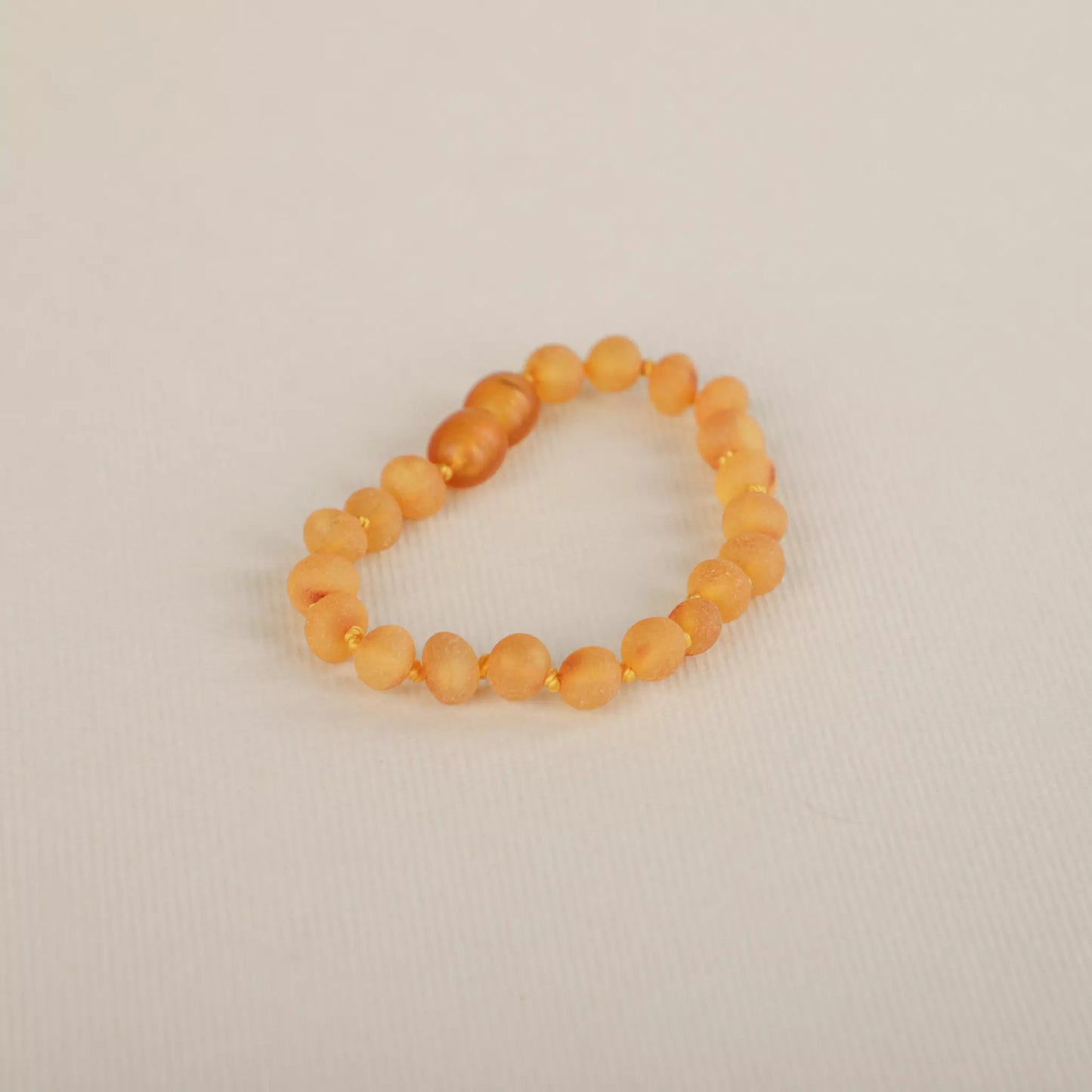 baltic-amber-teething-bracelet-baby-sun-naturelmini_